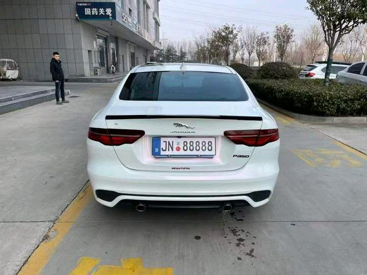 济宁22年捷豹XEL9