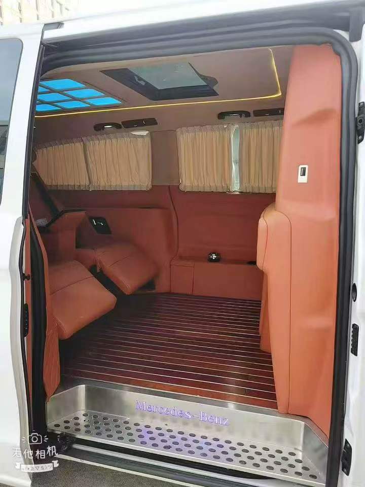 湘潭17年奔驰威霆5