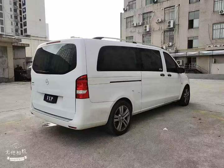 湘潭17年奔驰威霆7