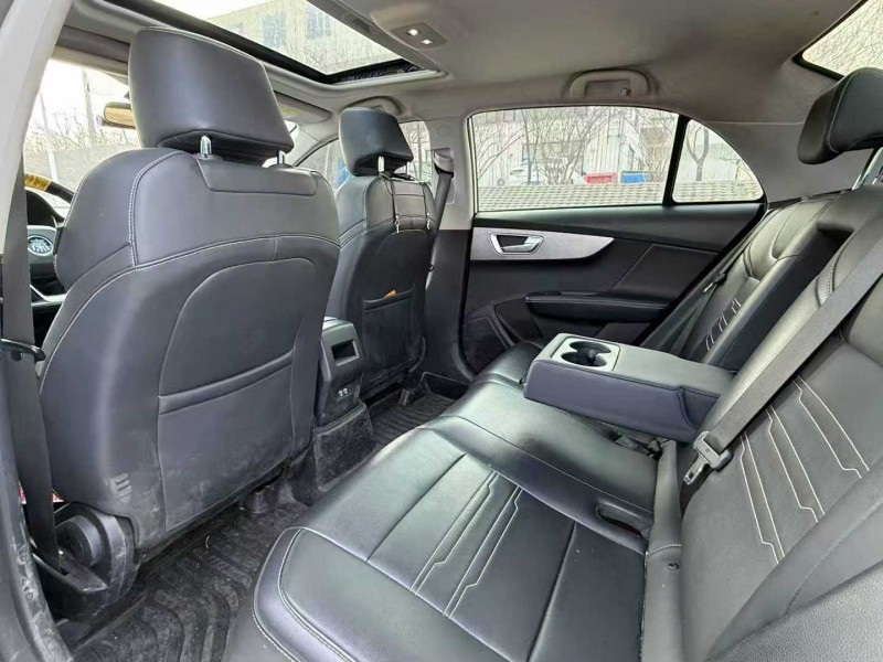 青岛23年比亚迪秦5