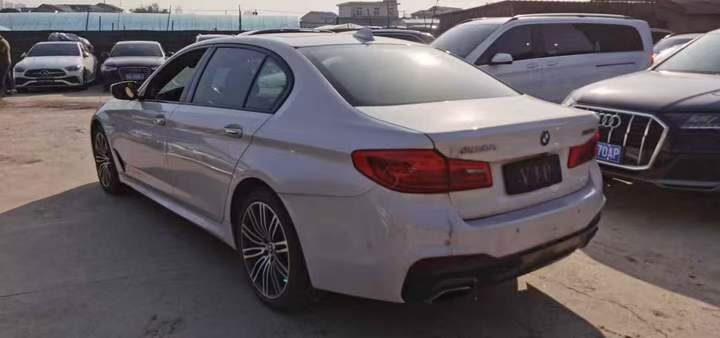 衡阳18年宝马5系8