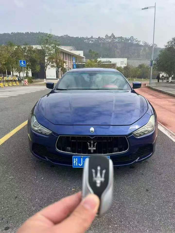 梧州17年玛莎拉蒂Ghibli1