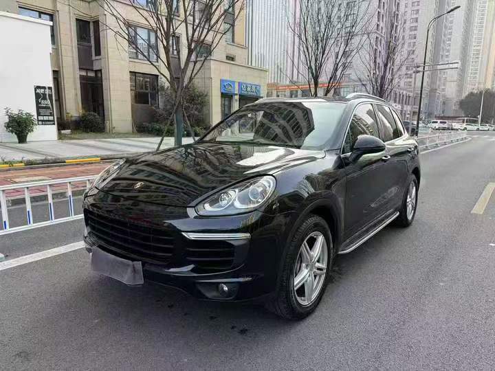 温州17年保时捷卡宴2