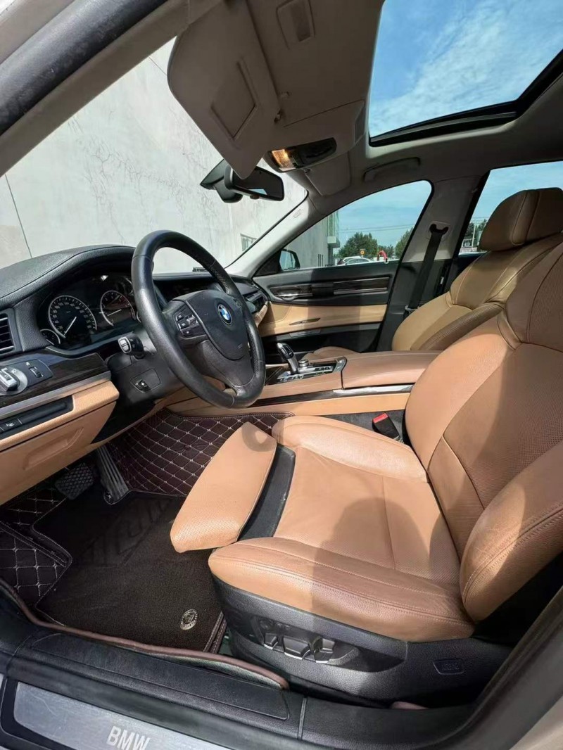 营口13年宝马7系6