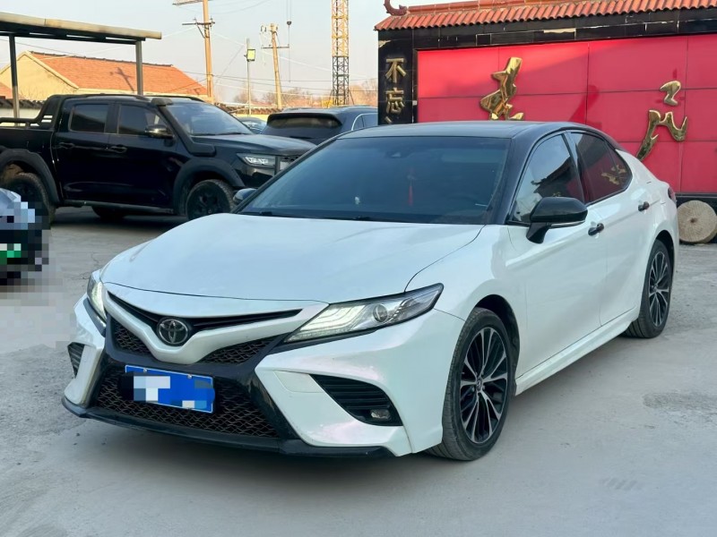 淄博18年丰田凯美瑞2