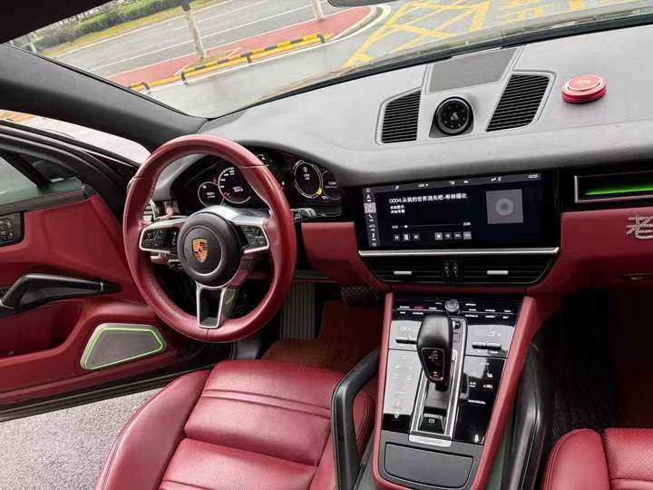 常德20年保时捷卡宴6