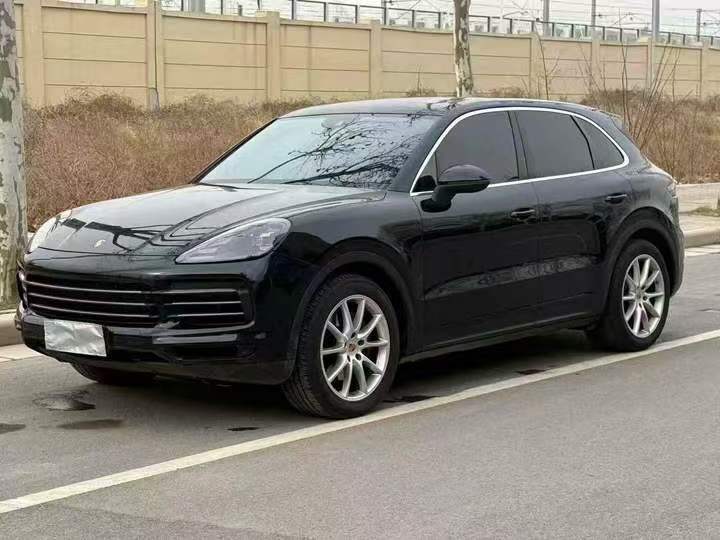 洛阳20年保时捷卡宴3