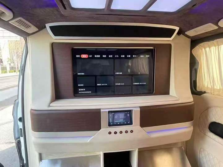 平顶山17年奔驰威霆4