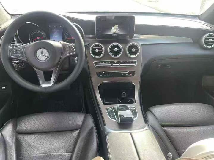 开封18年奔驰GLC6