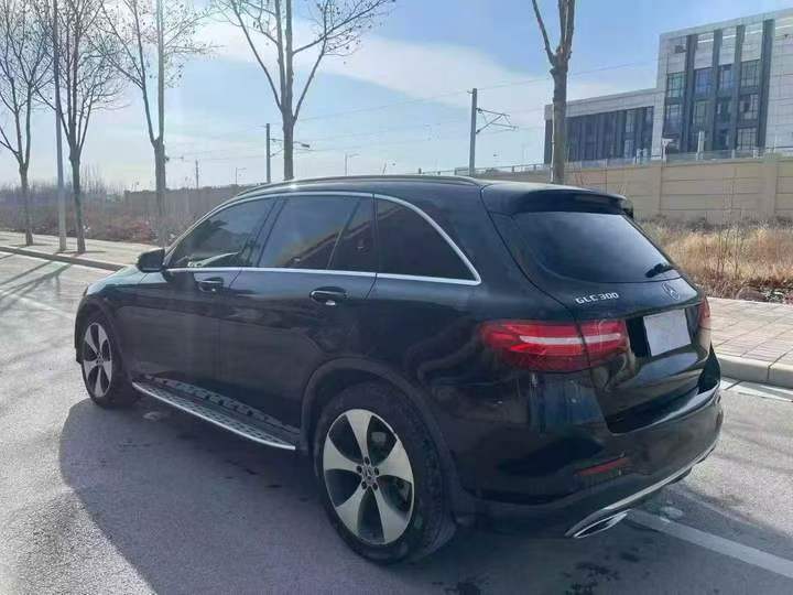 开封18年奔驰GLC7