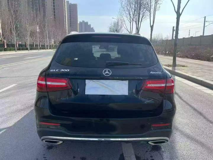 开封18年奔驰GLC9