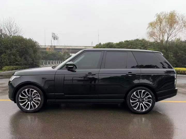 徐州22年路虎揽胜行政8