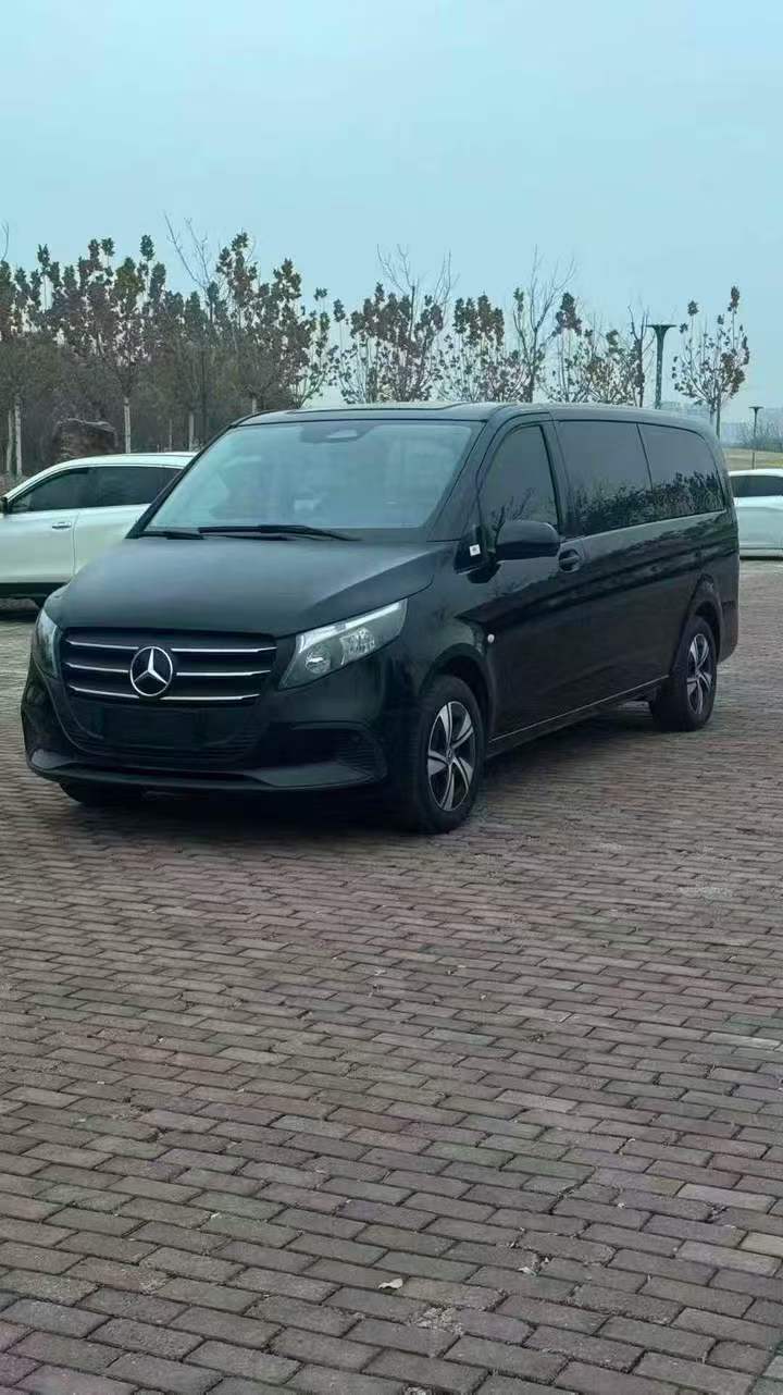 烟台25年奔驰威霆3