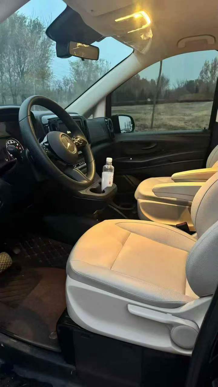 烟台25年奔驰威霆6