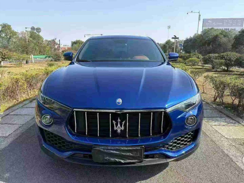 温州21年玛莎拉蒂Levante1