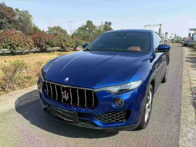 温州21年玛莎拉蒂Levante3