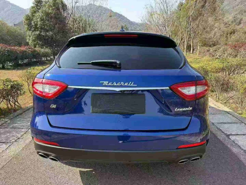 温州21年玛莎拉蒂Levante8