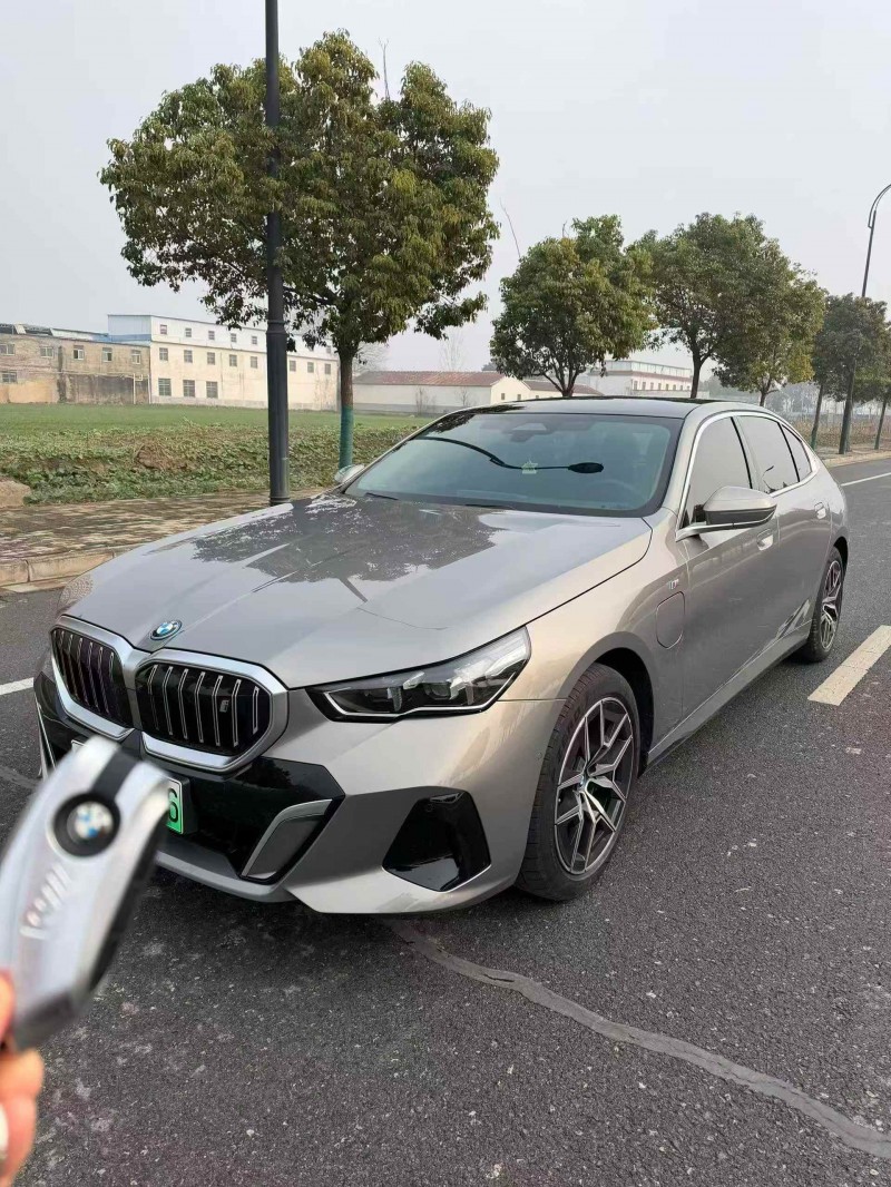 蚌埠24年宝马I52