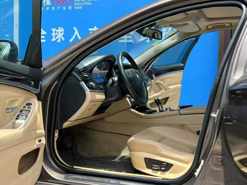 深圳13年宝马5系5