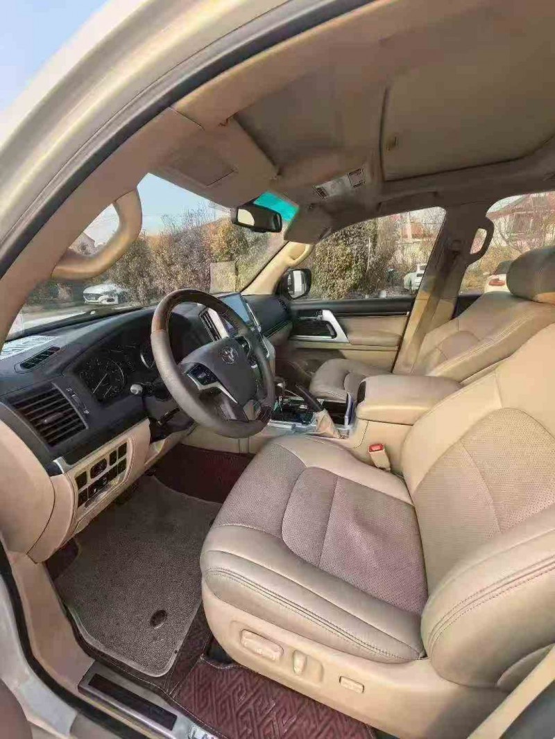 枣庄15年丰田兰德酷路泽3