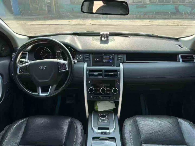 济南17年路虎发现神行6