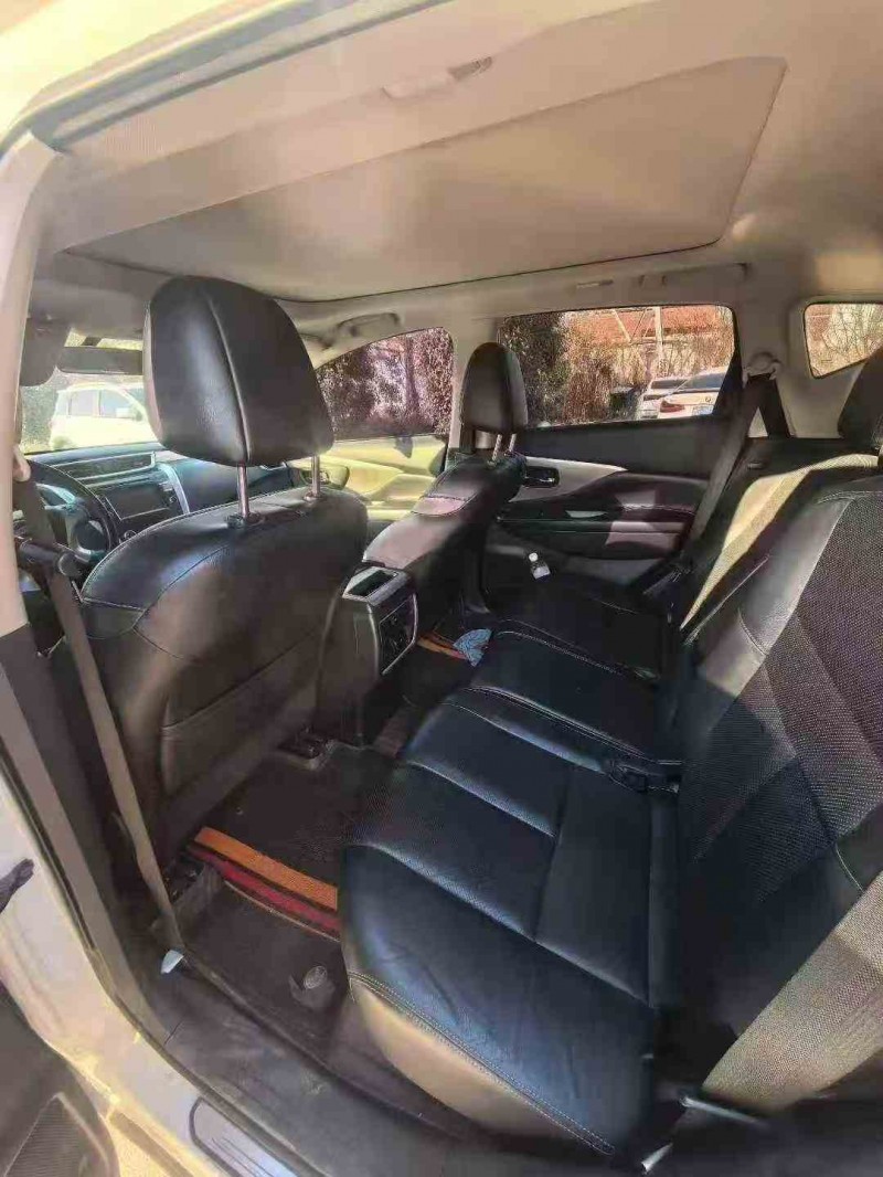 枣庄16年日产楼兰5