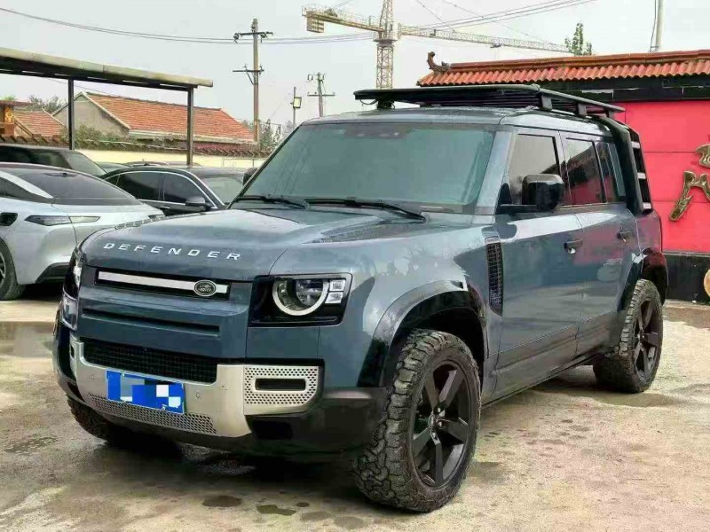 淄博22年路虎卫士3