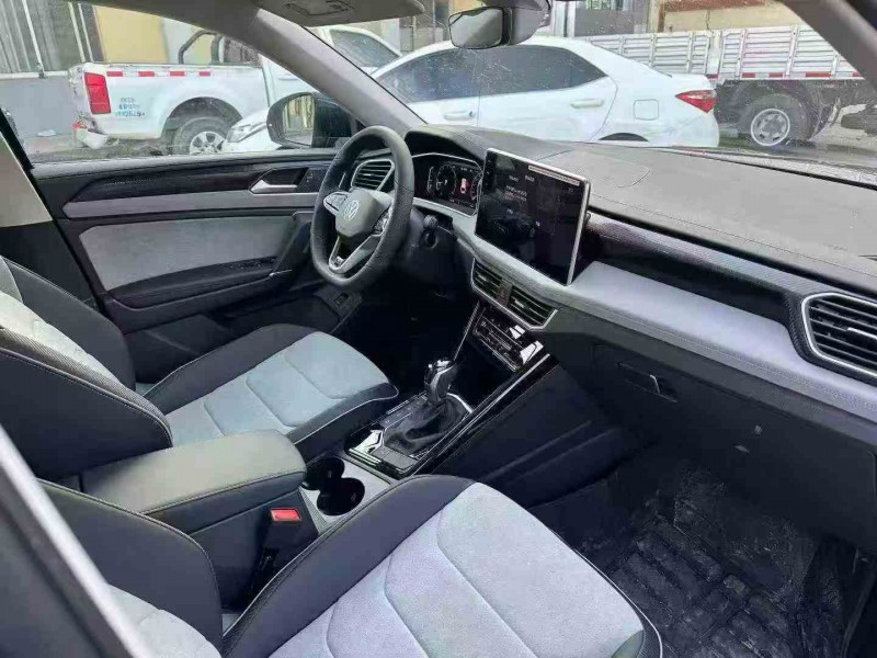 淄博25年大众探岳4