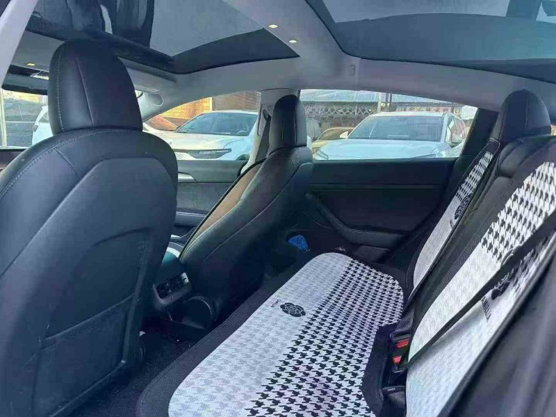 淄博23年特斯拉MODEL 35