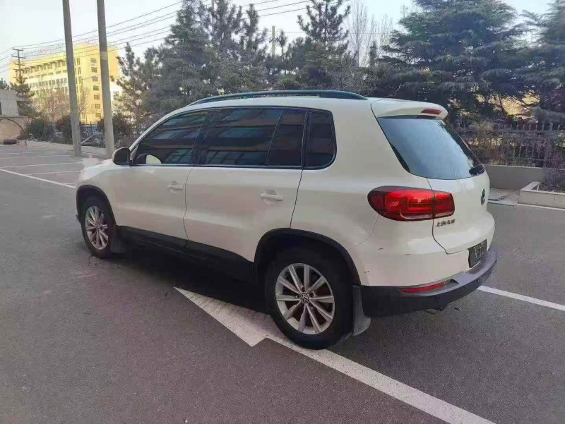 潍坊16年大众途观3