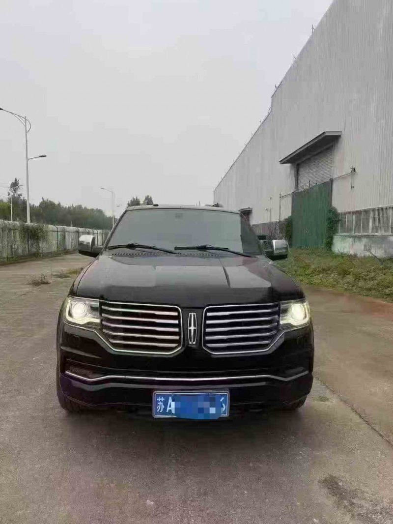 济宁17年林肯领航员1