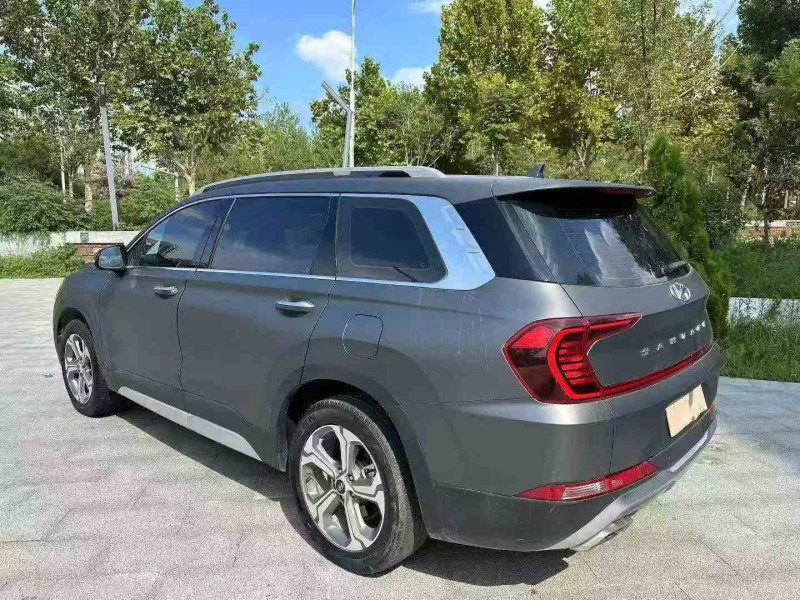 枣庄21年现代新胜达7