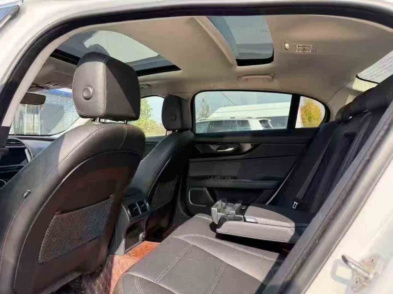 潍坊23年捷豹XEL4