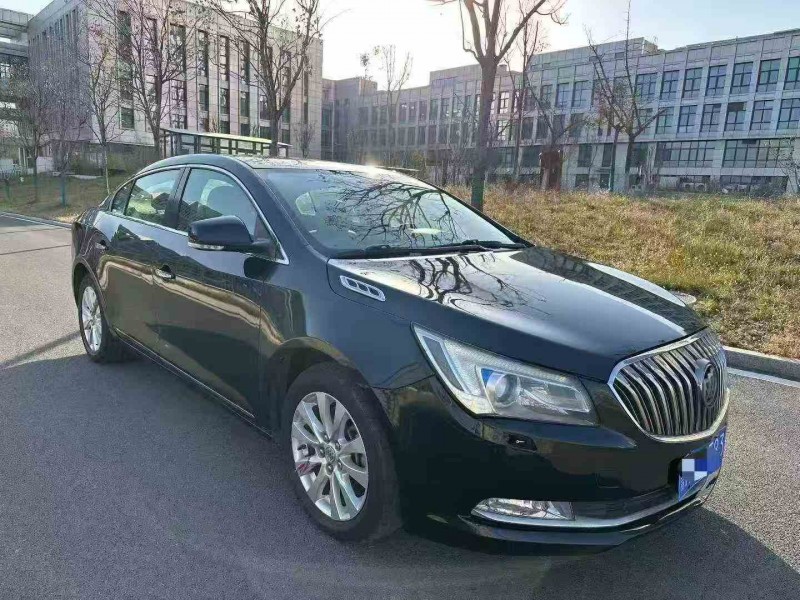 东营16年别克君越2