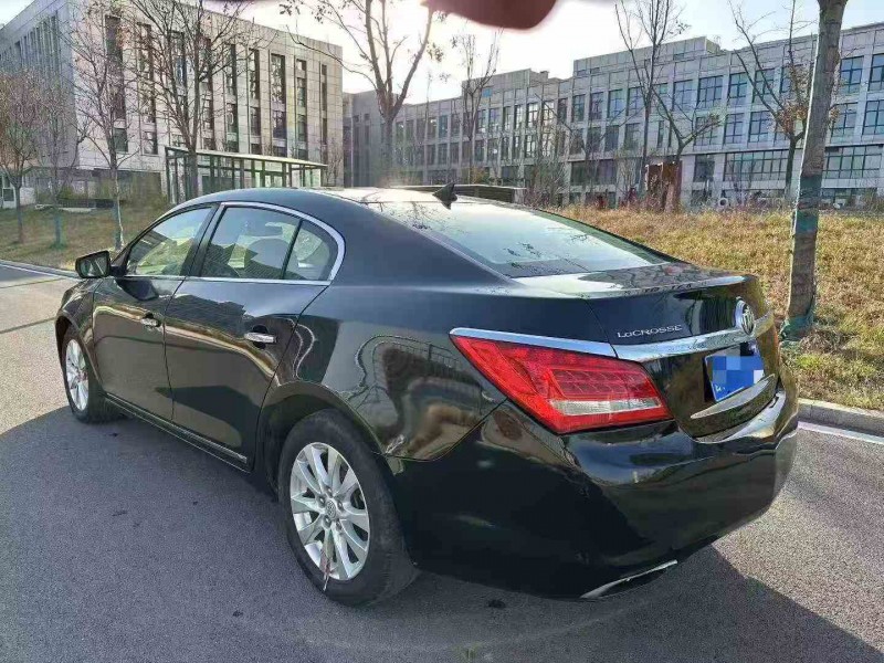 东营16年别克君越8