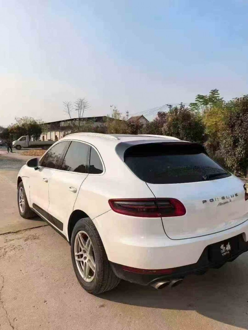 烟台17年保时捷Macan7