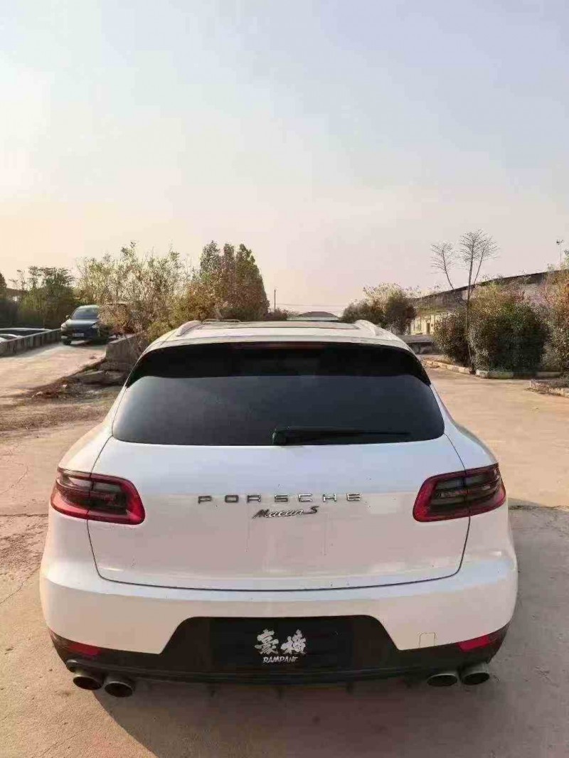 烟台17年保时捷Macan8