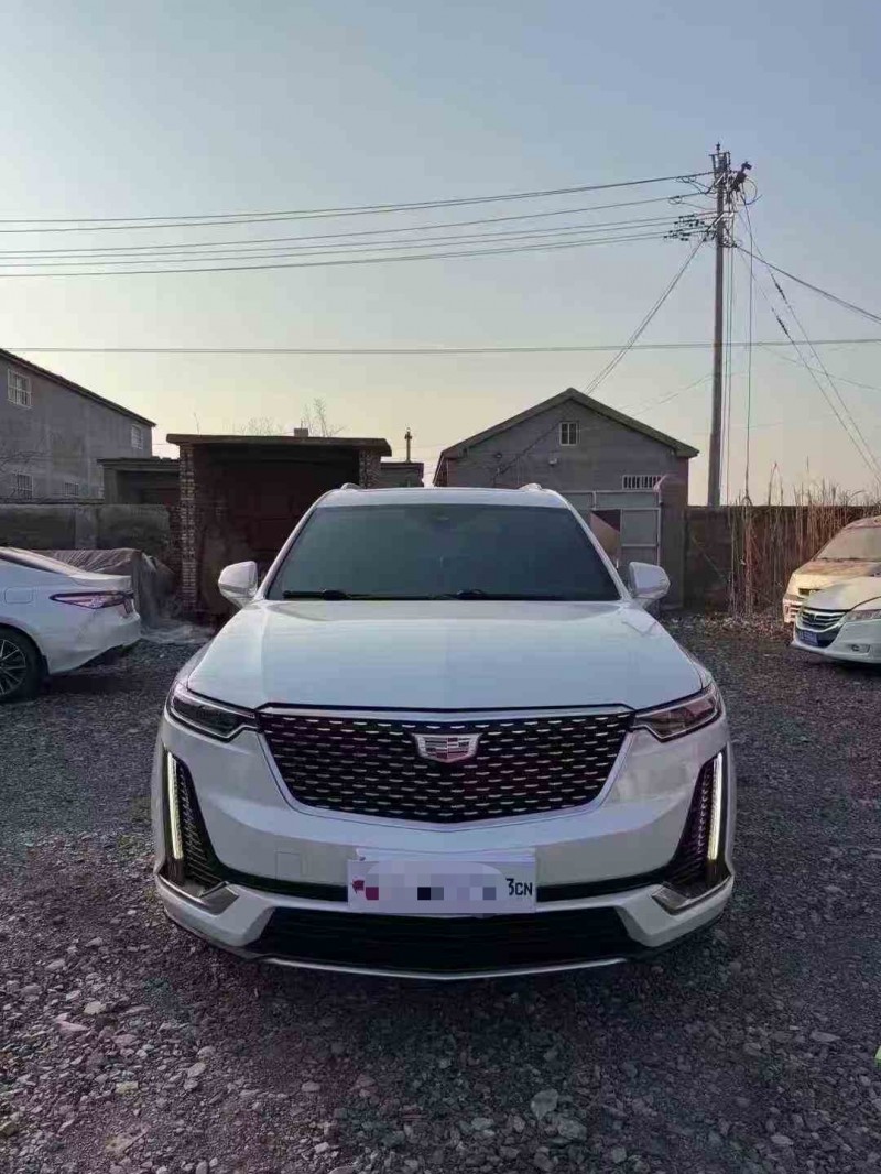 潍坊20年凯迪拉克XT61
