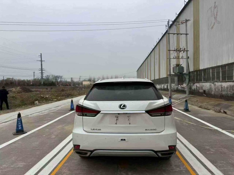 莱芜21年雷克萨斯RX6