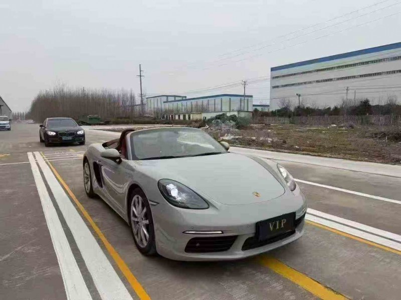 日照22年保时捷7182