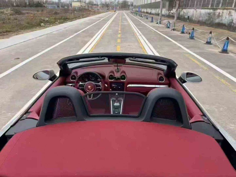 日照22年保时捷7184