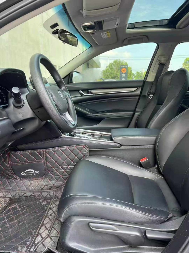 营口21年本田雅阁3