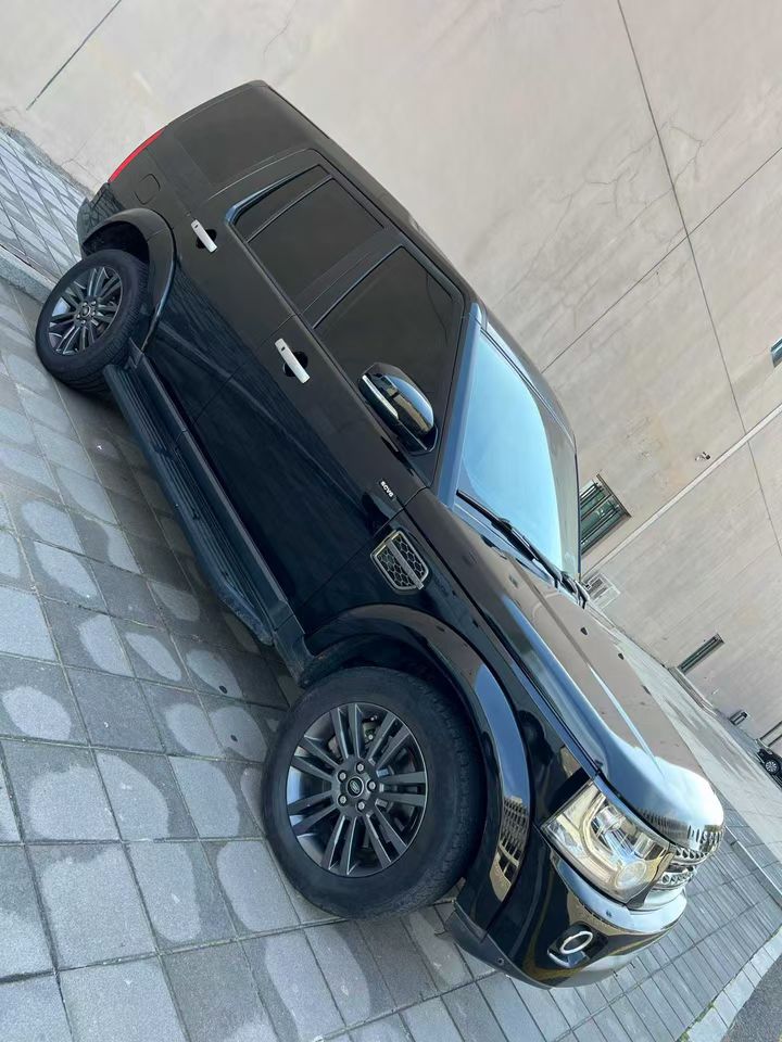 营口16年路虎发现2