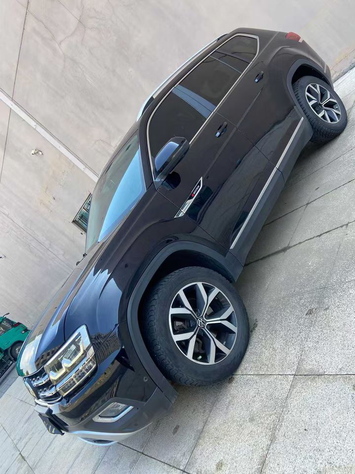 营口19年大众途昂5