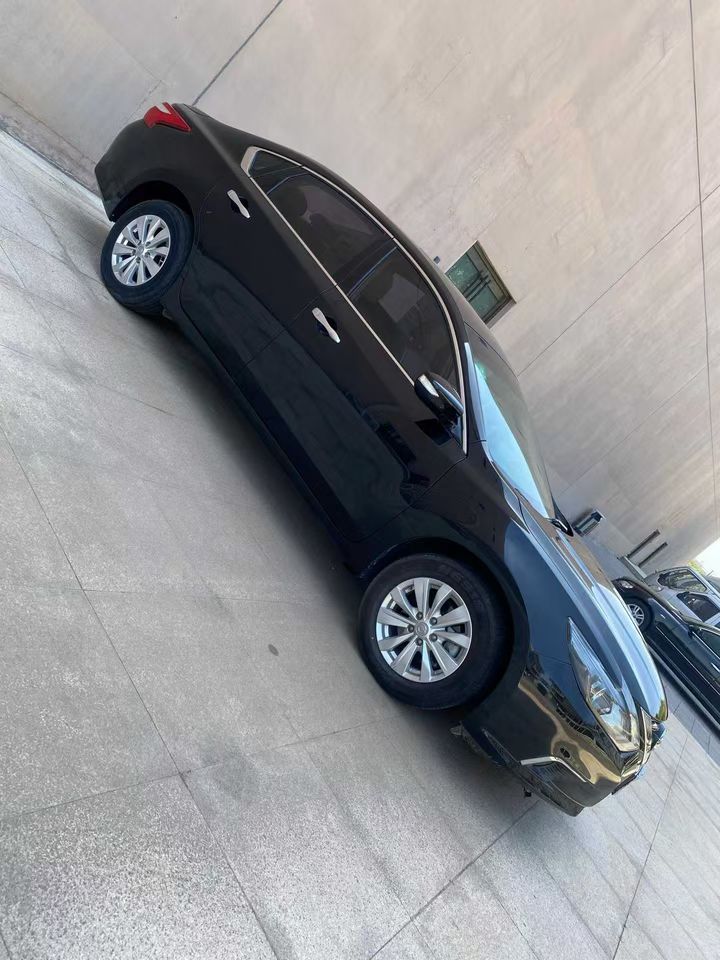 营口18年日产天籁2