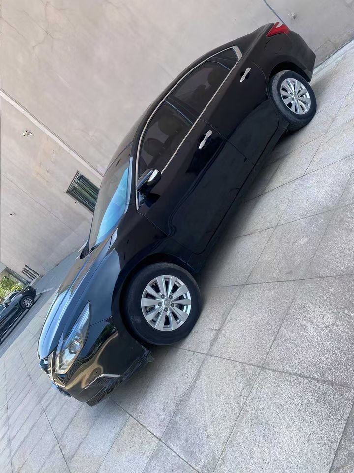 营口18年日产天籁6