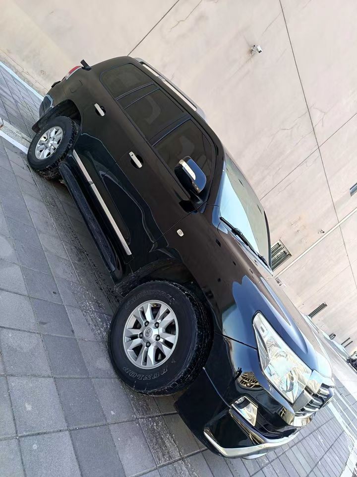 营口12年丰田兰德酷路泽2