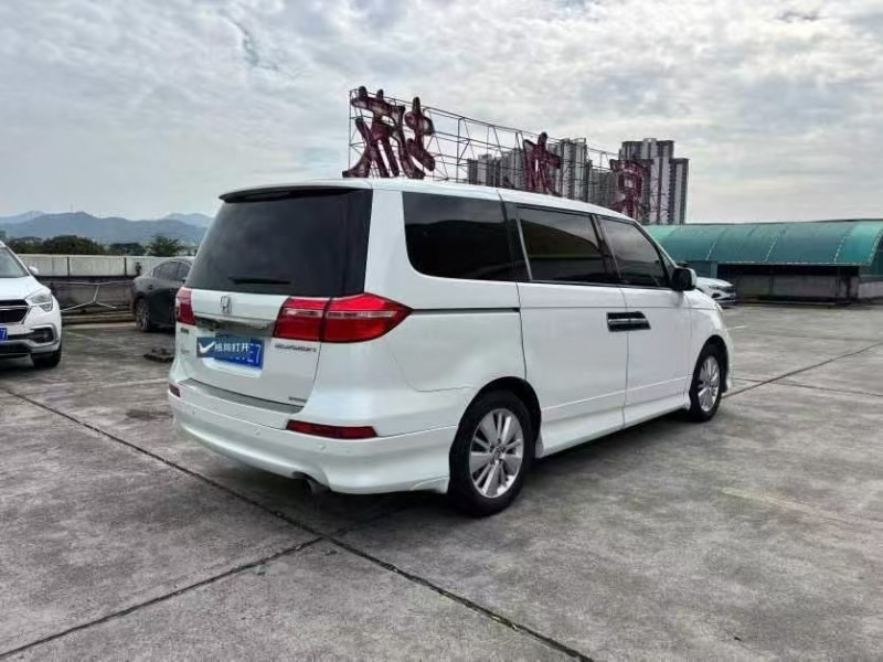 东莞13年本田艾力绅7