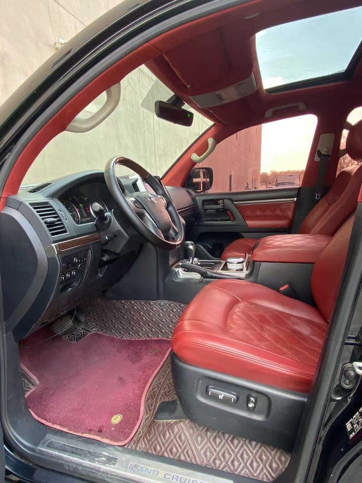 营口17年丰田兰德酷路泽8