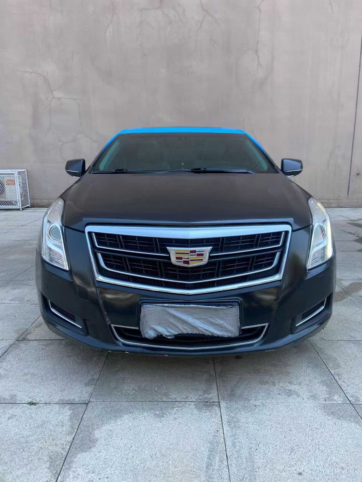 营口17年凯迪拉克XTS1